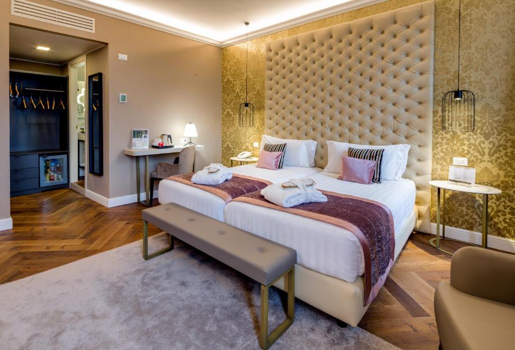 Camera Deluxe con Divano Letto e Vista Canal Grande - BW Premier Collection CHC Continental - Foto 1