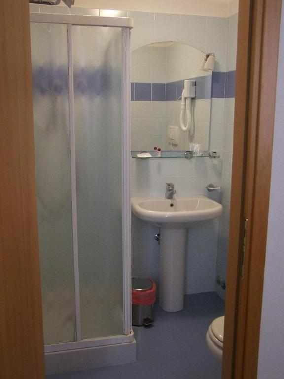 Camera Matrimoniale/Doppia con Letti Singoli - Domus Ciliota - Foto 1