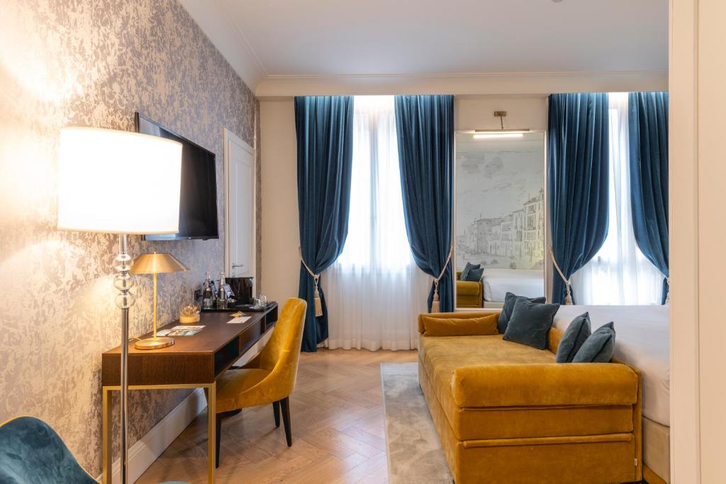 Camera Matrimoniale Deluxe - H10 Palazzo Canova - Foto 3