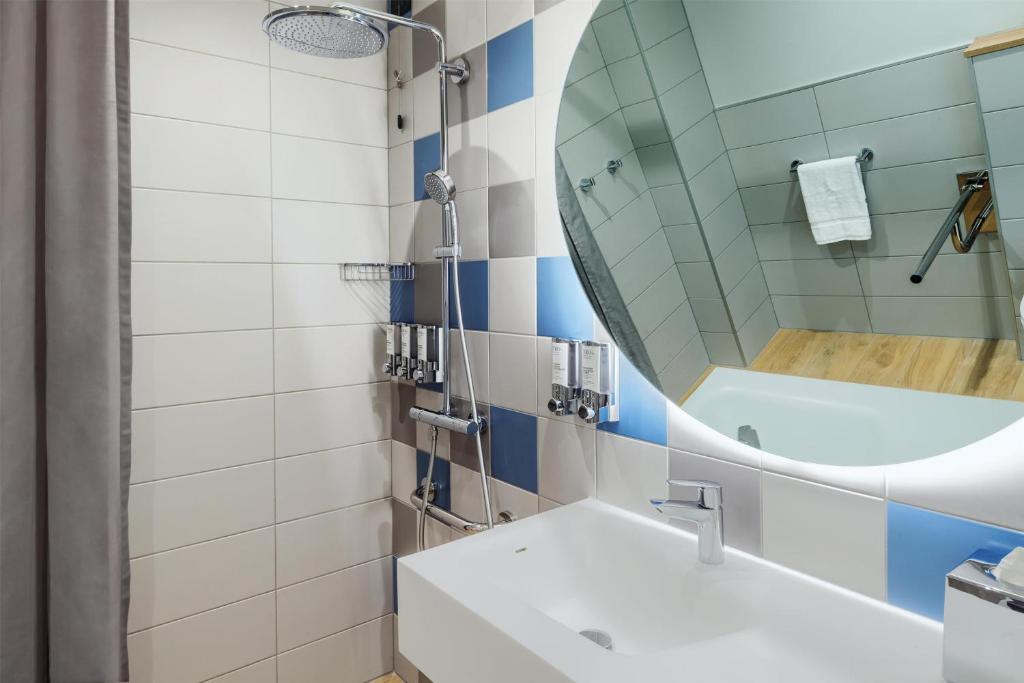 Camera Queen con Accesso Disabili - Hampton By Hilton Venice Isola Nuova - Foto 3