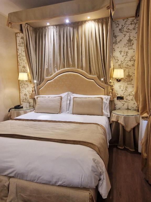 Camera Matrimoniale Classic - Hotel A La Commedia - Foto 3