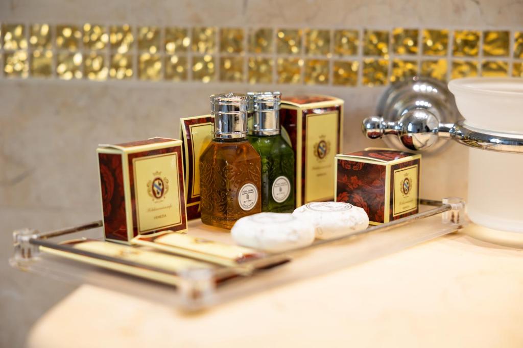 Junior Suite (3 Adulti) - Hotel A La Commedia - Foto 3