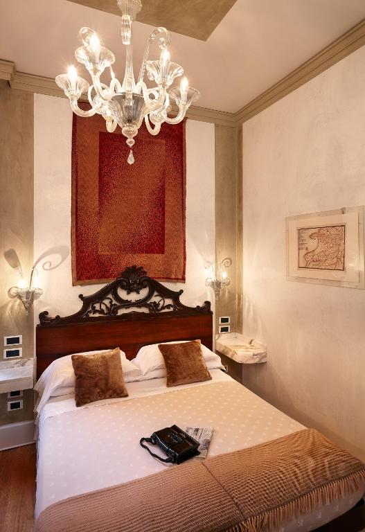 Camera Classic Matrimoniale/Doppia con Letti Singoli - Hotel Saturnia & International - Foto 1